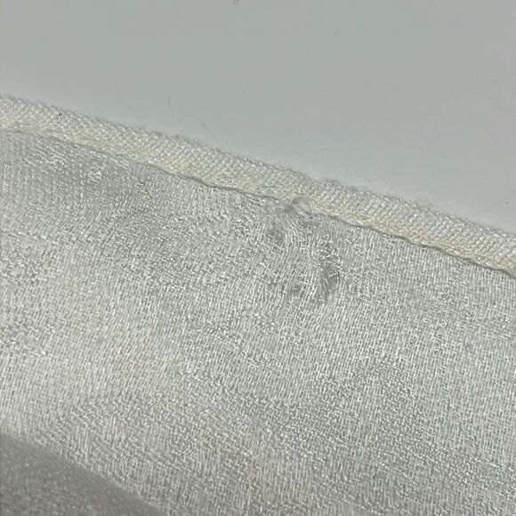 Off-White Cashmere Jacquard Scarf and/or Wrap with Blue Paisley Ends and Tassels - Picture 10 of 12